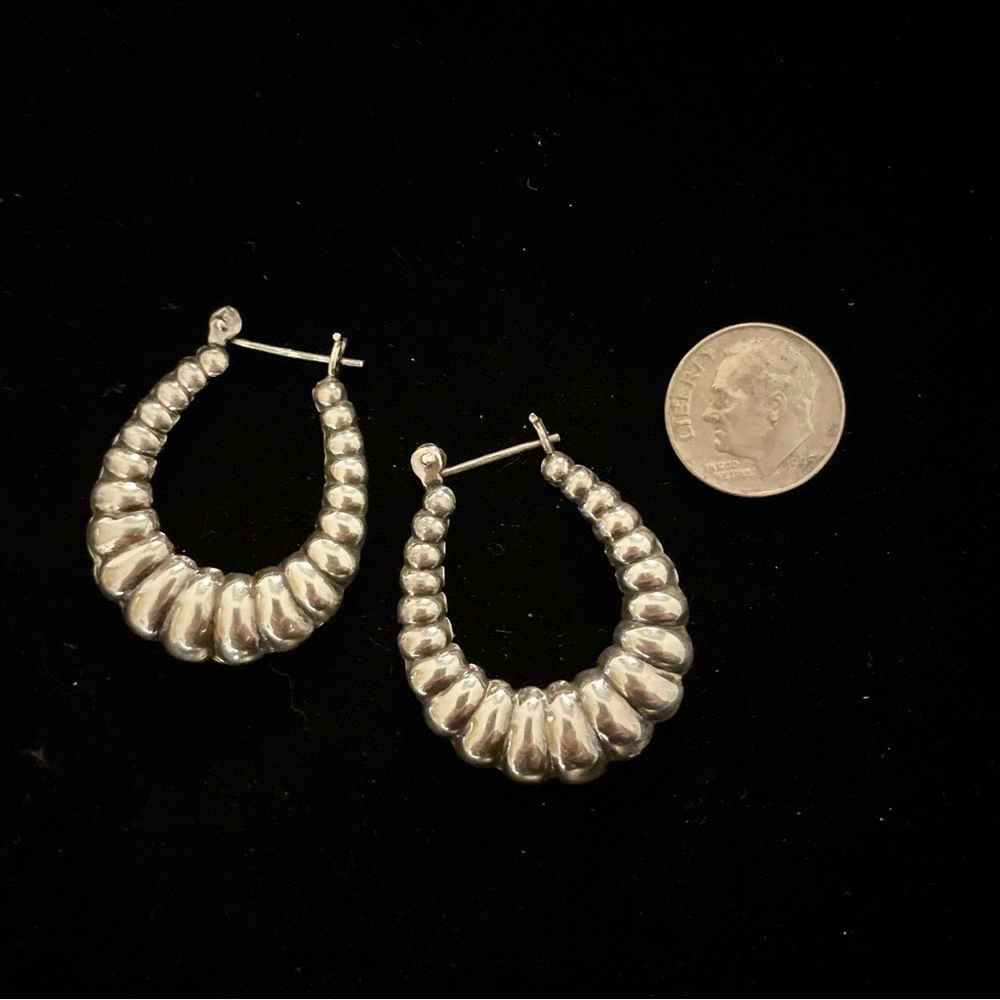 Sterling Silver bold oval hoop earrings